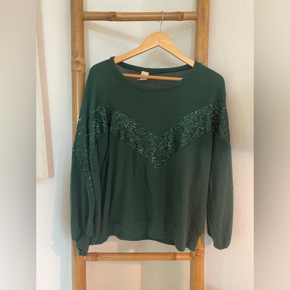 7th Ray sweater with Sequins